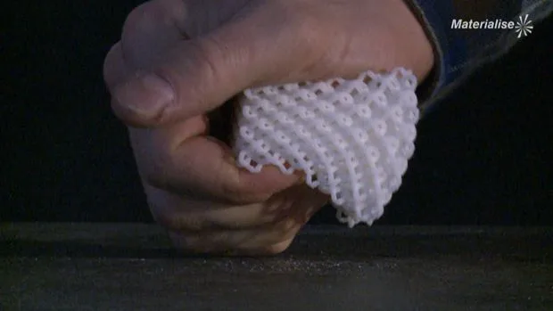 Launch of the first fully-functional flexible material in 3D Printing by Materialise