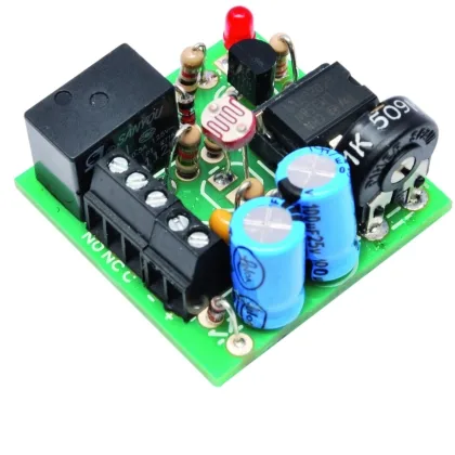 A Miniaturized Photoelectric twilight switch