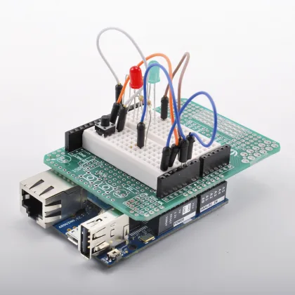 Press a button and Send a Tweet thanks to Arduino YÚN