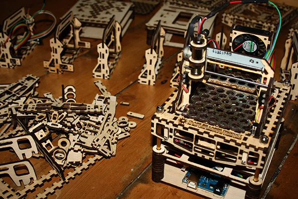 MicroSlice is an Arduino Mini Laser Cutter & Engraver (on Kickstarter)