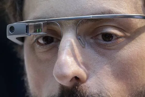 Italian eyewear maker Luxottica working on new version of Google Glass