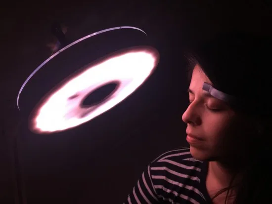 Staying focused with a brain-sensing smart lamp