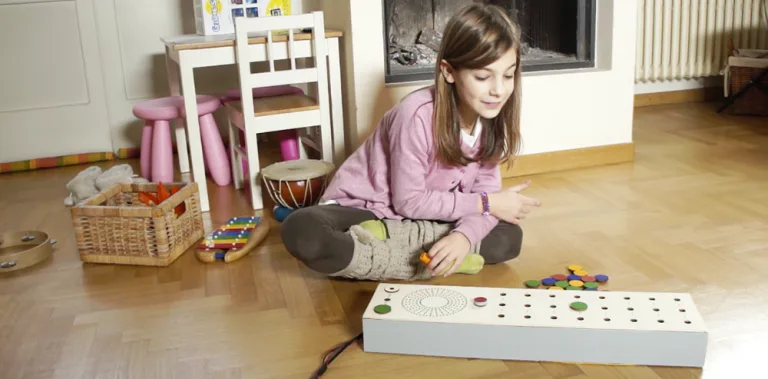 Step – Arduino based REC&LOOP station for children