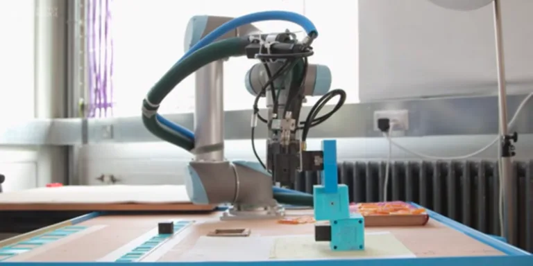 DFRobot: Modular and Custom robots