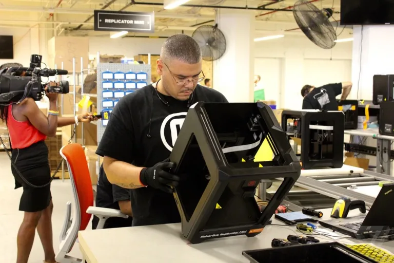 MakerBot will no longer make its own 3D printers