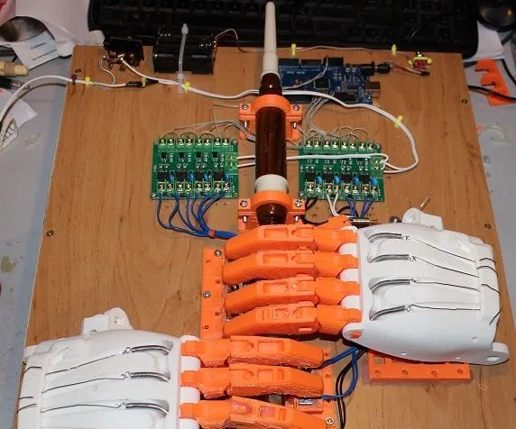 The best way to cure Irish homesickness: Arduino powered Bagpipe