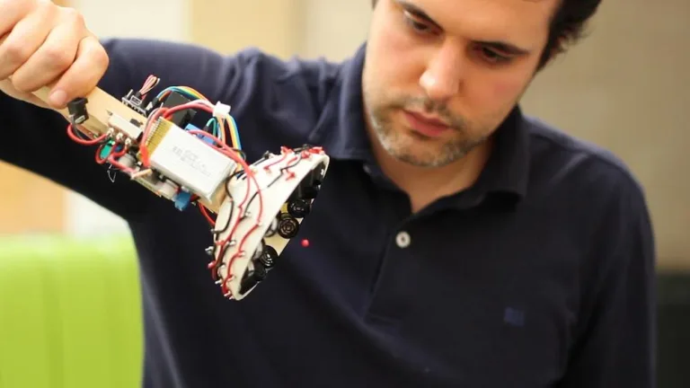 Ever wanted to be Darth Vader? Bring Star Wars to life with 3D Printed ‘Tractor Beam’