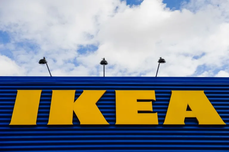 Delaktig: IKEA’s Open Source and Hackable Sofa!
