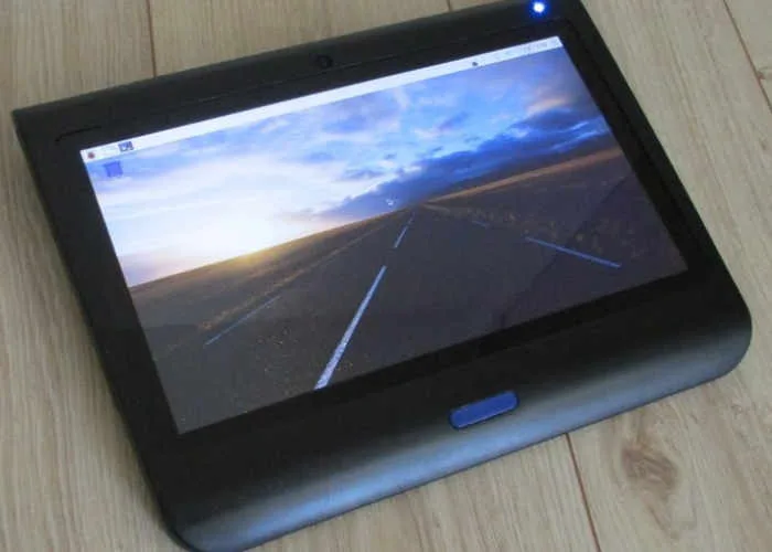 Open Source Raspberry Pi Tablet on Kickstarter