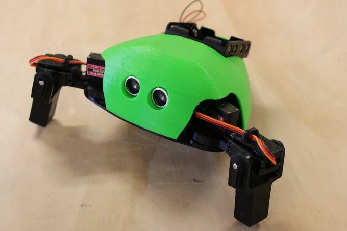 Critter: a Funny 3D Printed Crawling Robot