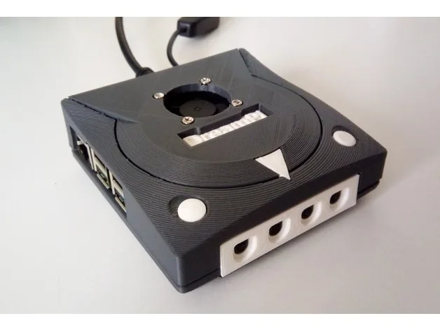 3D Printed Sega Dreamcast Raspberry Pi Case with Cooling Fan