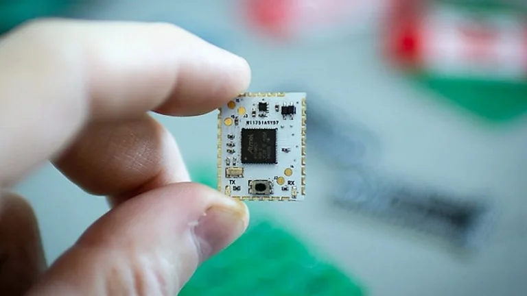 Ready-to-Solder SAMD HCC Arduino and CircuitPython Compatible Module