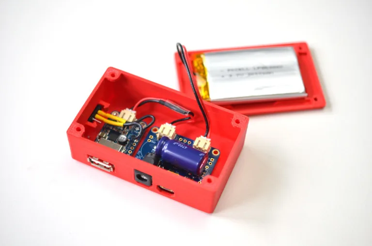 Solar Boost Bag: the Portable Solar Charger You Might Need