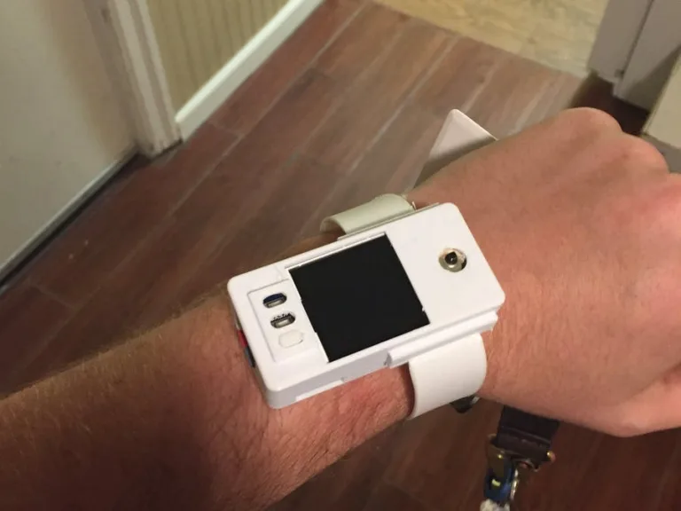 Wifi and Bluetooth in a Raspberry Pi Smart Watch