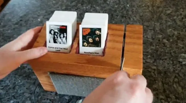 Handmade Raspberry Pi Jukebox Controlled by Swipeable Song Cards