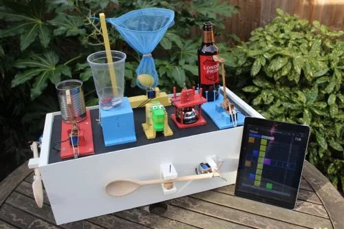 The Junk Drum Machine