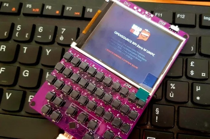 SnapOnAir PCB + Raspberry Pi Zero W = BlackBerry-style Handheld PC