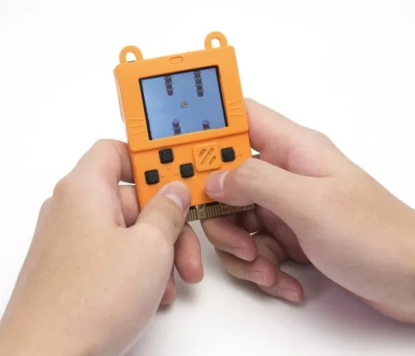 Kittenbot Meowbit Card-Sized Retro Game Console