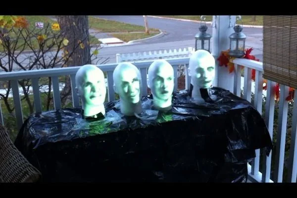 Arduino powered Haunted Mansion display
