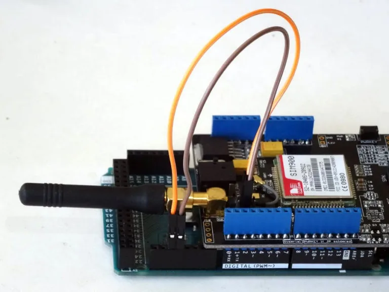 Send and Receive Text Messages (SMS) with GSM SIM900 Shield