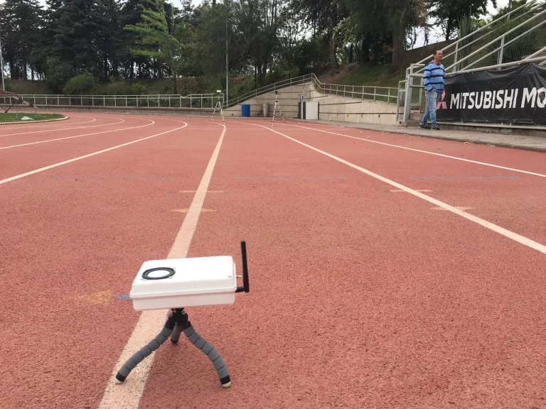 Wireless Laser-Gate Timing System for Track and Field