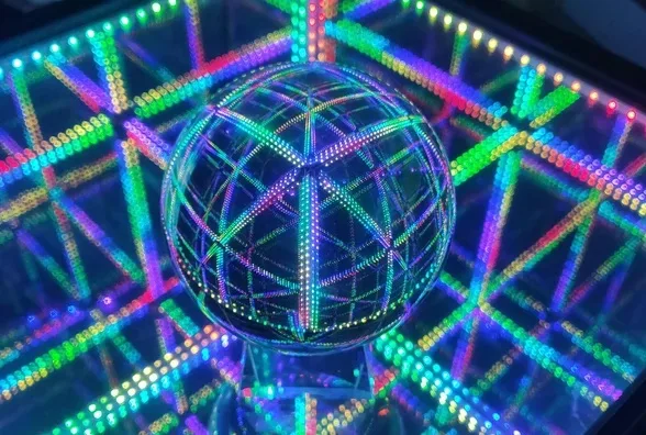 LED Sound Reactive Infinity Cube End Table