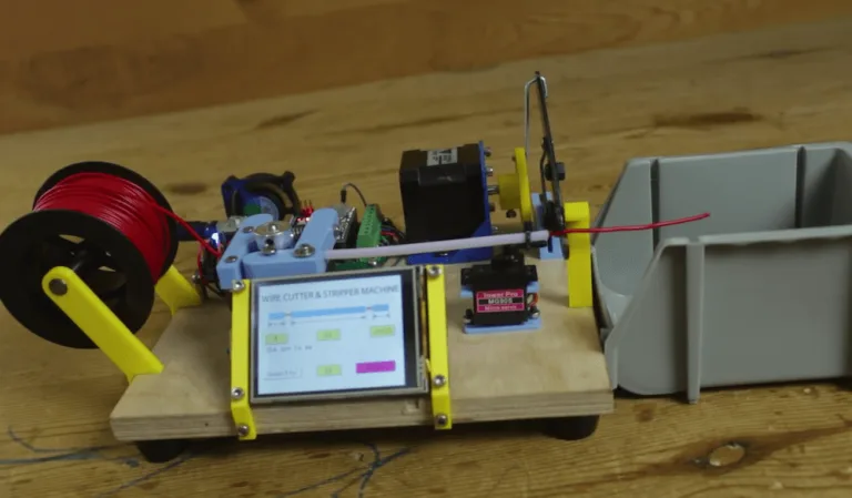 The Arduino based machine that cuts the cables
