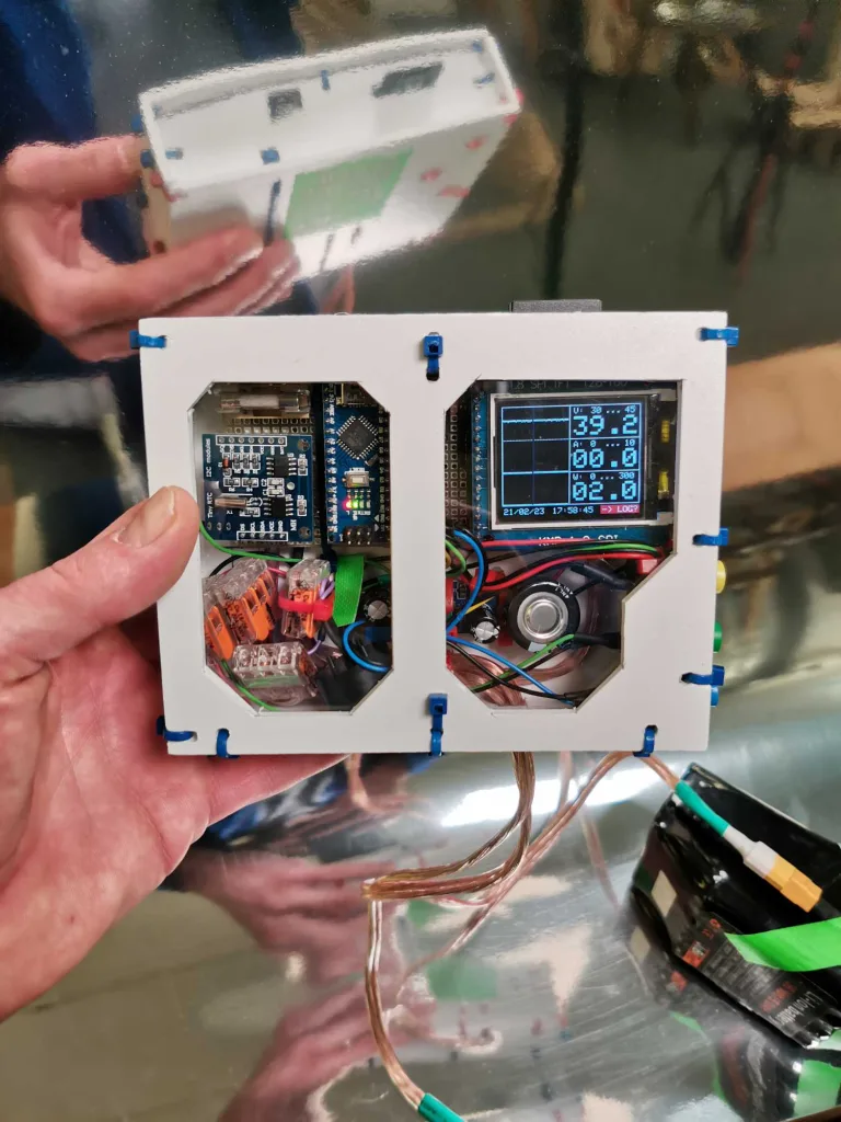 Hoverboard Power Monitor based on Arduino Nano