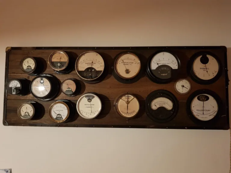 The vintage weather station based on Arduino Mega