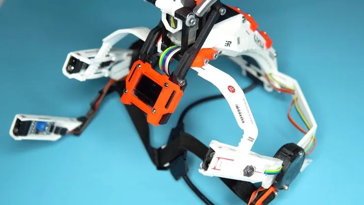 A device that makes you stop touching your face