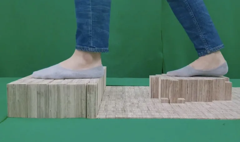 A floor that changes shape for VR