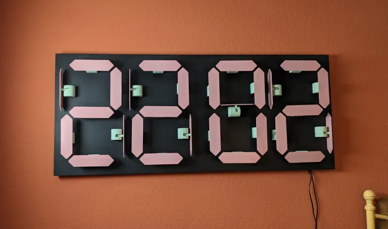 A mechanical 7-segment clock