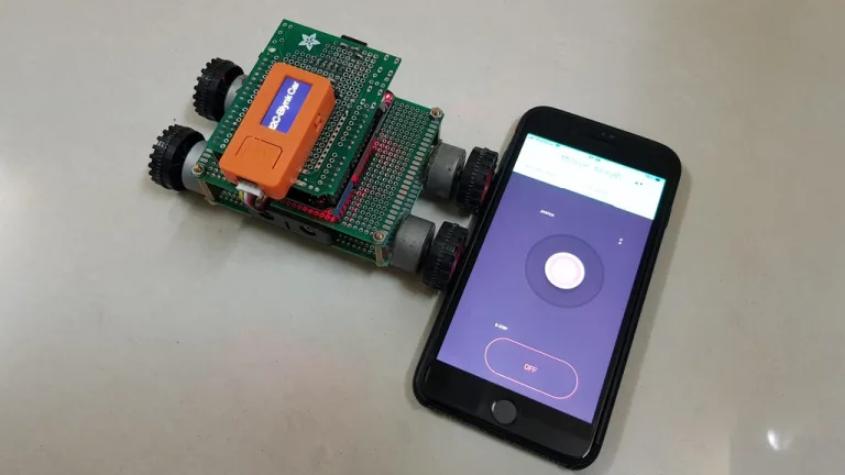 I2C car with Attiny85 and M5StickC controlled by Blynk