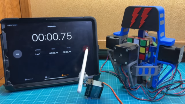 Robot Solves Rubik’s Cube Faster Than You Can Blink