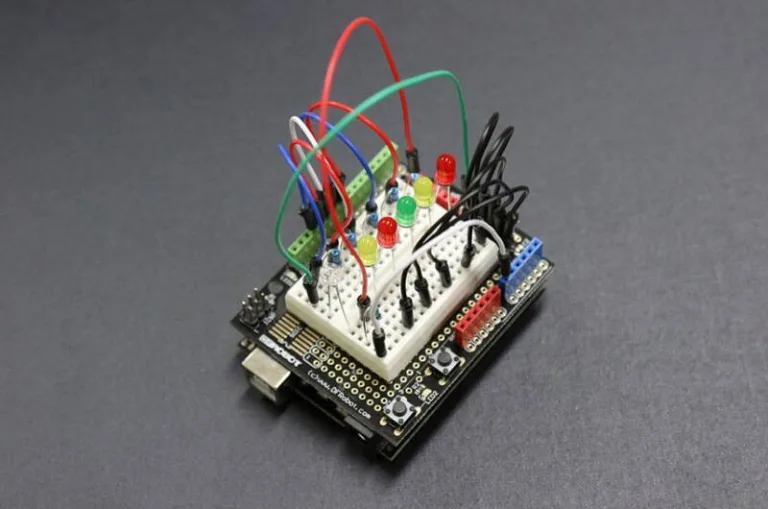 Using a PIR motion sensor with Arduino