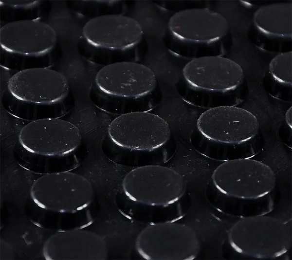 100 Self-Adhesive Feet 9x3 mm - Image 1