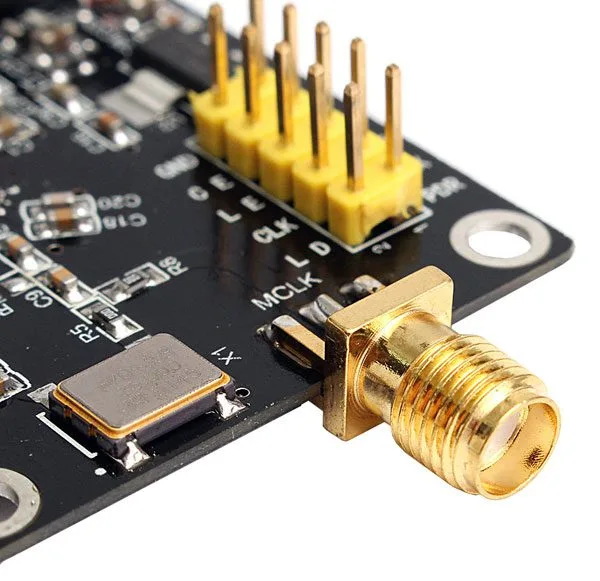 ADF4351 Frequency Synthesiser Module - Image 6