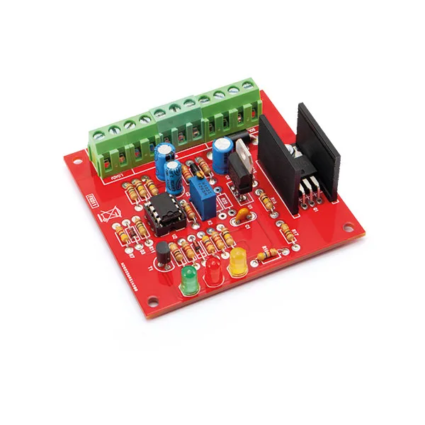 PWM Charge Controller for Solar Panels 12/24V - Image 1