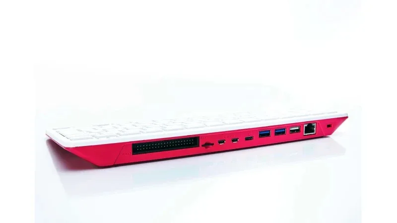 Raspberry Pi 400 computer kit with Italian keyboard layout and manual - Image 4