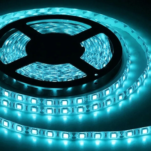 High-brightness LED strip ICE BLUE: 4200 lm, 300 LEDs, 5 m - Image 1
