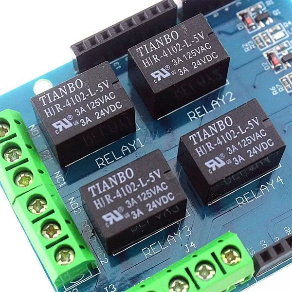 Fishino shield with 4 relays - Image 3