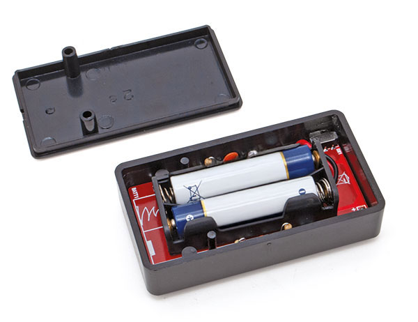 Compact and practical: it can be placed in a plastic case (optional) for easy transport.