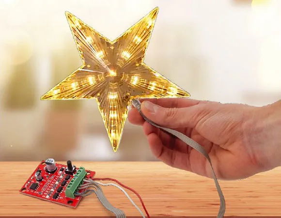LED light show module with 17 dynamic effects for festive and creative settings