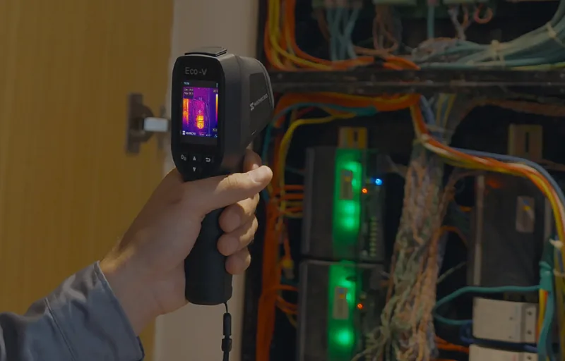 High-Efficiency Handheld Thermal Camera with SuperIR and 96x96 px sensor - Image 9
