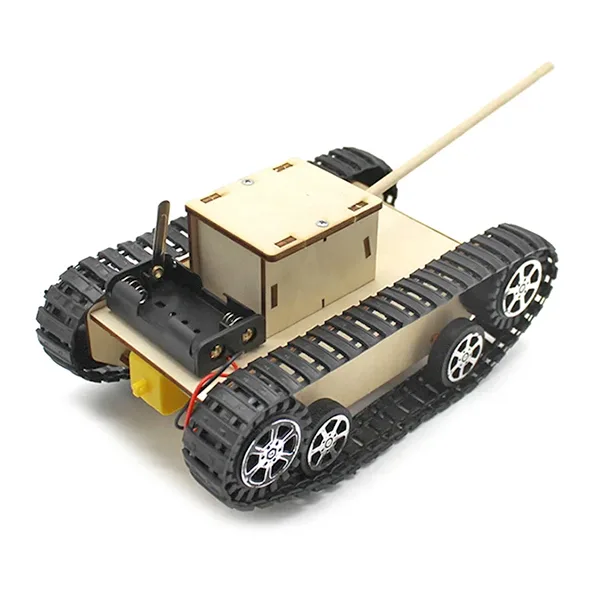 Educational Wooden Tank Kit with Rubber Tracks - Image 3