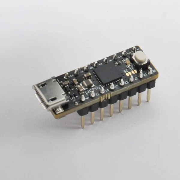 uChip: the micro board compatible with Arduino Zero - without headers - Image 4