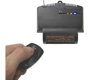 RGB CONTROLLER WITH RF REMOTE