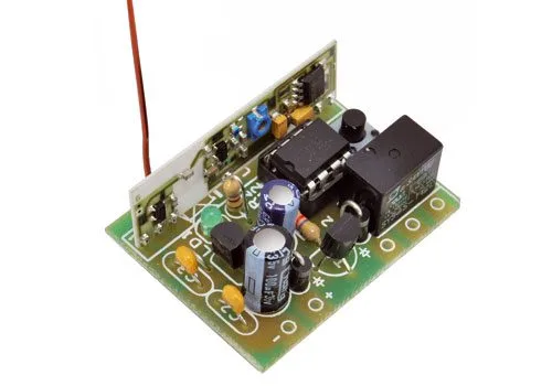 Single-Channel Receiver with PIC Decoder - Solder-Yourself Kit - Image 1