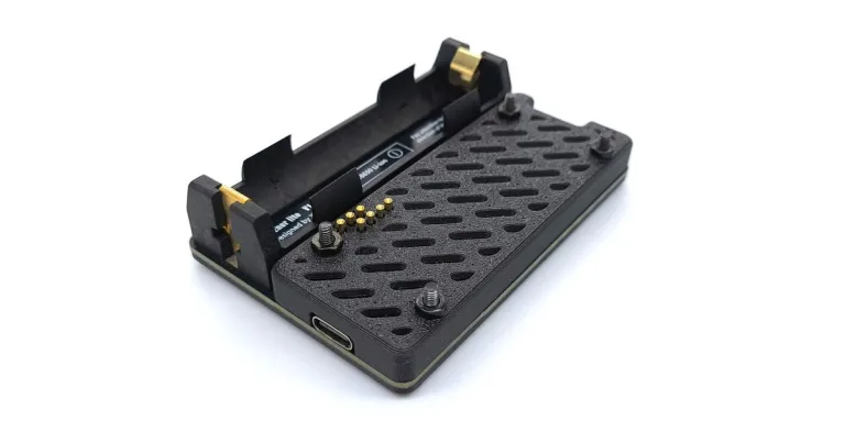 Pi-Ener-lite: Compact UPS with Fuel Gauge and RTC for Raspberry Pi Zero