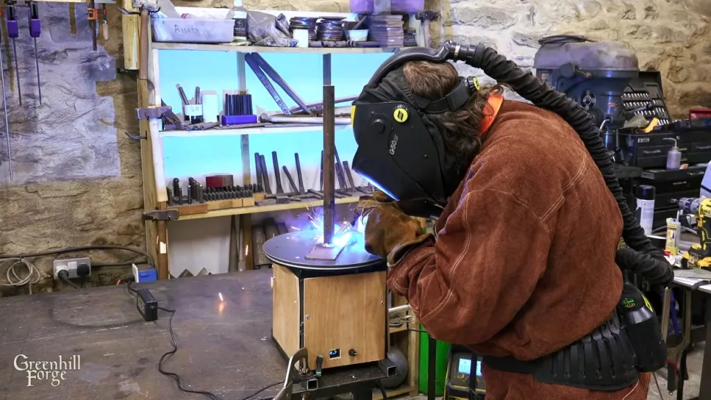 Motorized welding turntable with Arduino UNO